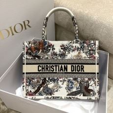 Christian Dior Shopping Bags